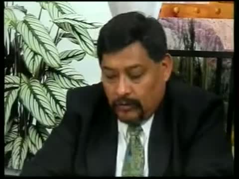 Fabián Camaño en una charla con el periodista Carlos Torres sobre el libro La Memoria del Testigo
