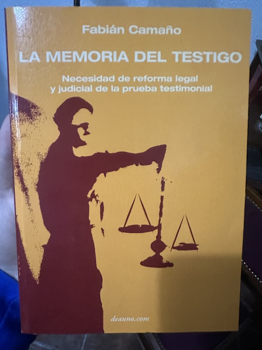 Libro La Memoria del Testigo, de Fabián Camaño