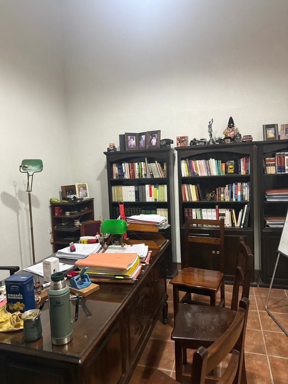 Escritorio de trabajo del estudio